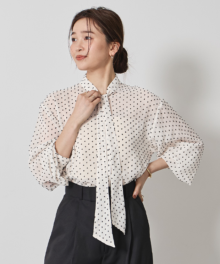 シアードビードットボウタイブラウス | ur's（ユアーズ）