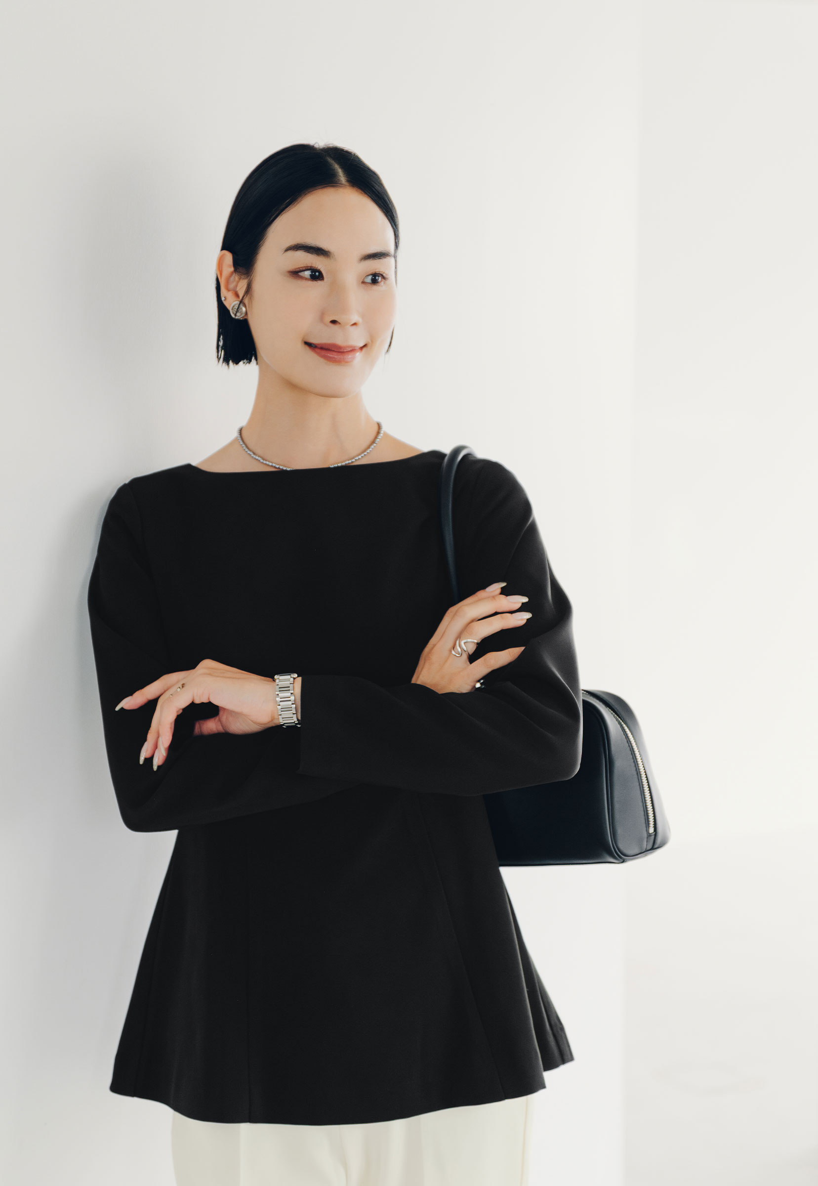 ボートネックペプラムブラウスのスタイリング8