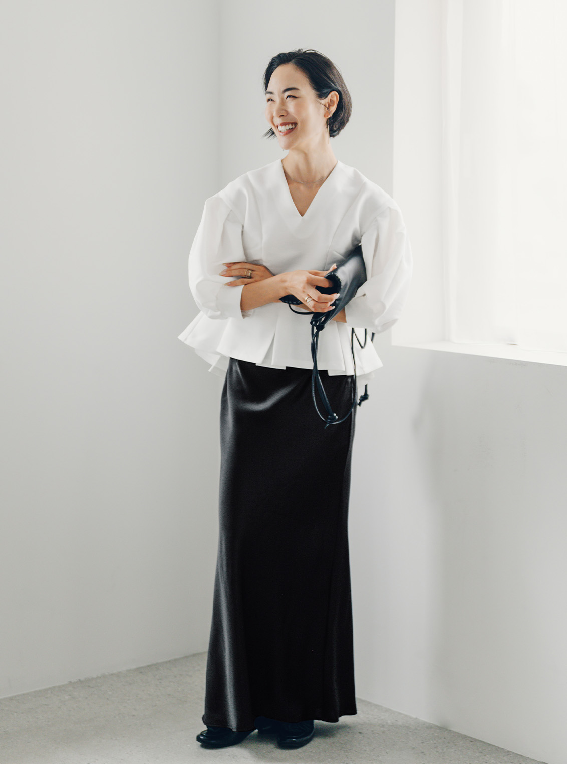 ボリュームスリーブプルオーバーのスタイリング2